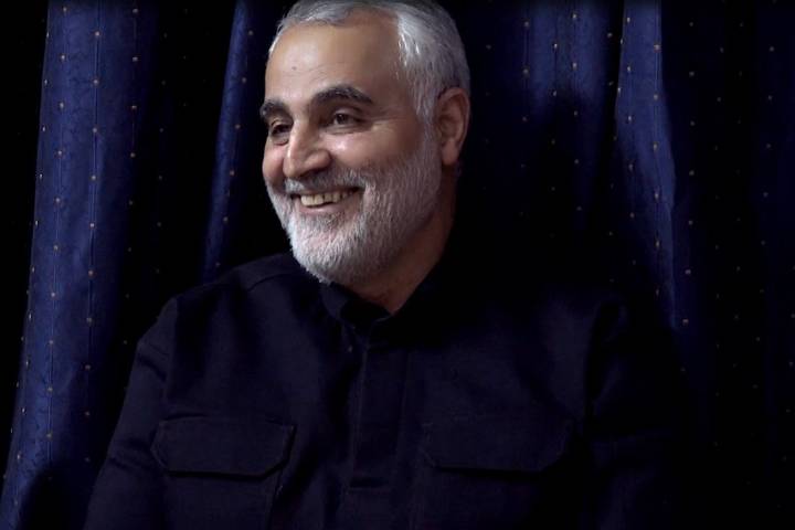 نماهنگ حاج قاسم با صدای معتمدی