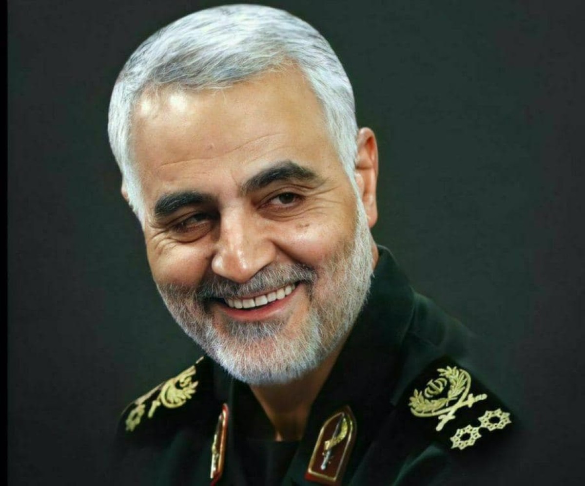  ” أبعد من قائد عسكري “