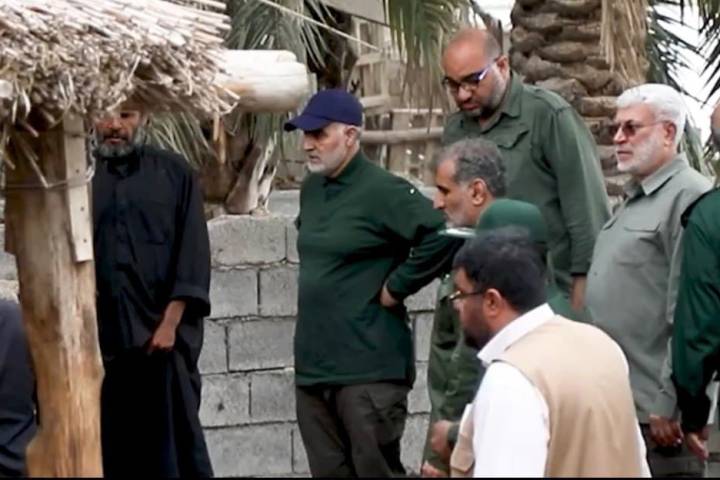  ” لمحة من البعد الاجتماعي عند الشهيد الحاج قاسم سليماني “