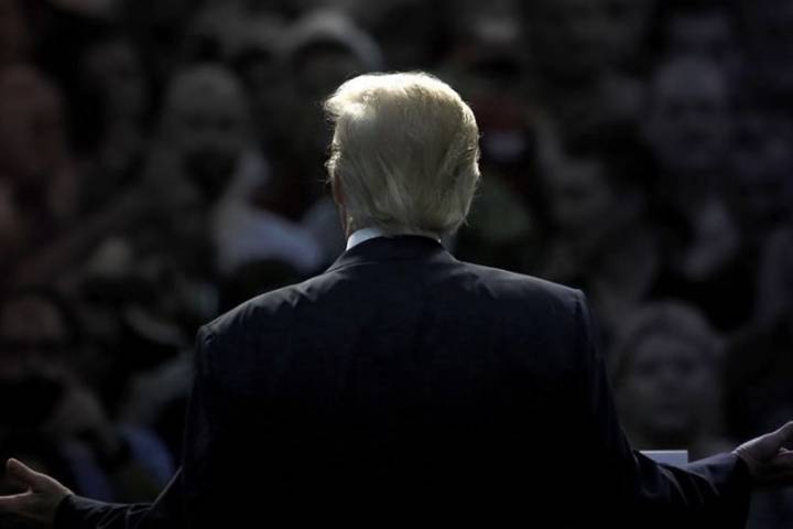 سیر سقوط ترامپ بعد از ترور سپهبد شهید حاج قاسم سلیمانی