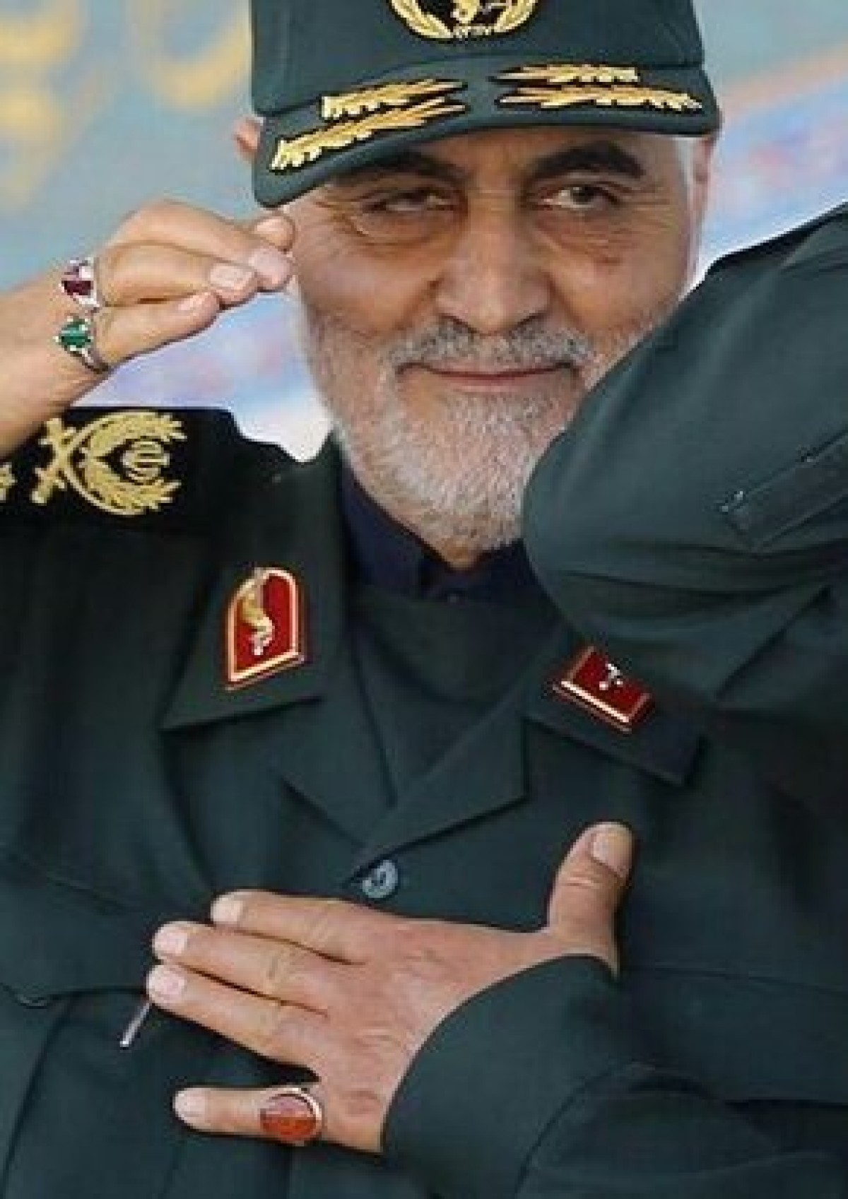  ” الجندي قاسم سليماني “