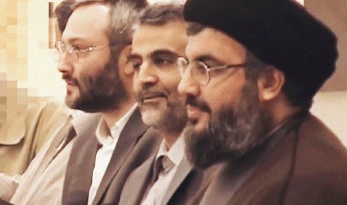  ” قصة الحاج قاسم سليماني وعماد مغنية من القصف العشوائي للإسرائيليين “