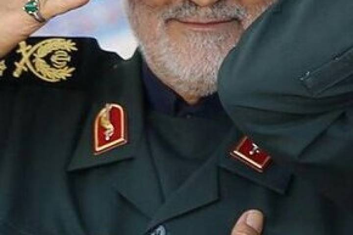  ” الجندي قاسم سليماني “