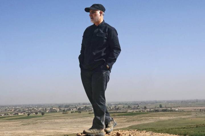 مجموعه پوستر بر بال خاکریز