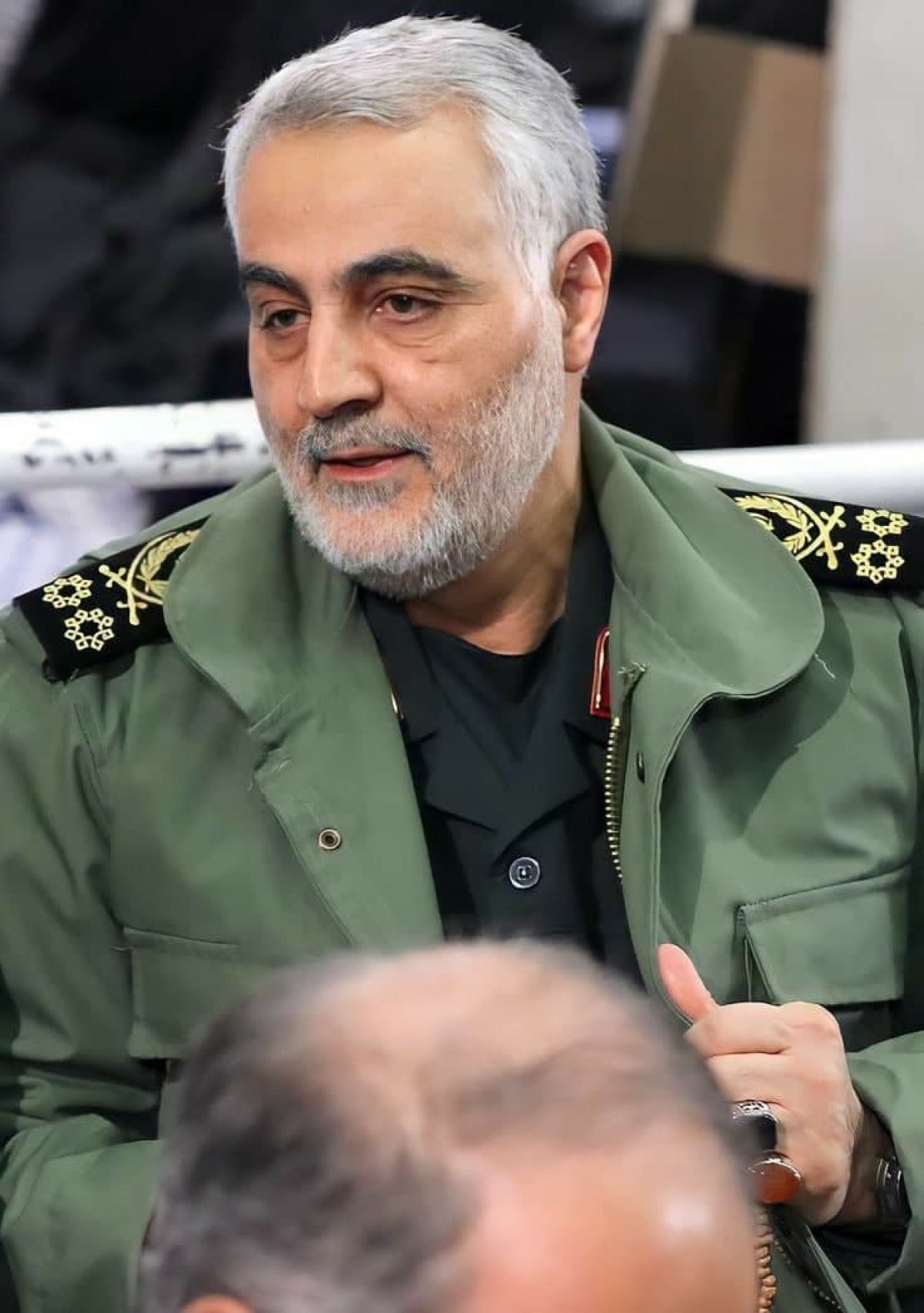  ” انعكاس صورة تشييع جثمان الشهيد سليماني في الصحف العربية “