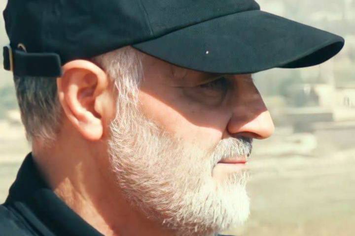 شهید سلیمانی یک فرمانده جنگاورِ مسلّط بر عرصه‌ی نظامی بود