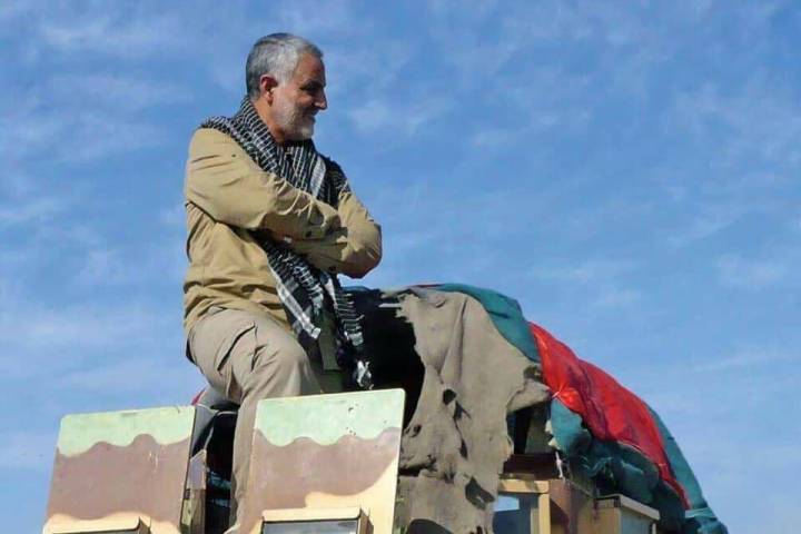 بسمة ثغرك حرب، نحن جُندك فيها