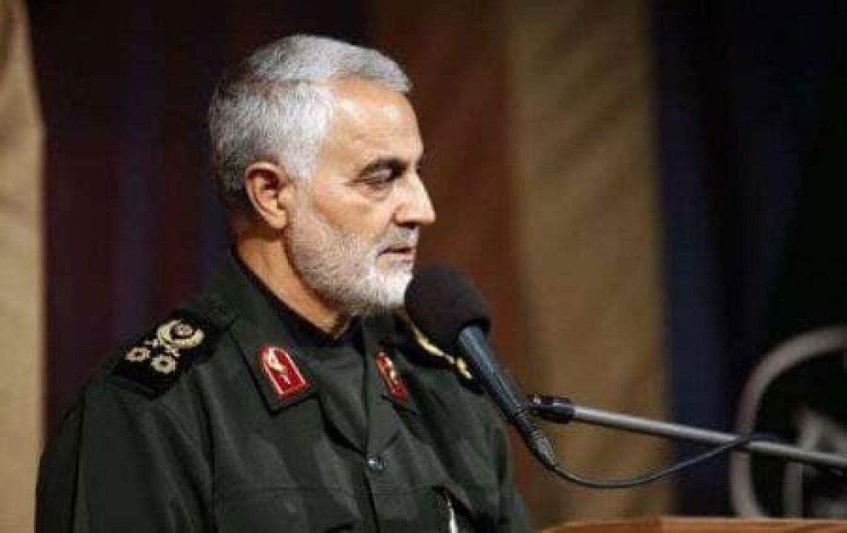  نامنظـم است نبض دنیایی نابسامانم ، بیـا فرمانـدهـی ڪن …