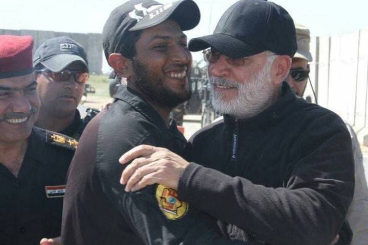 كـــانَ قَـــلبهُ يفيــض عطــفاً وأبـــوه