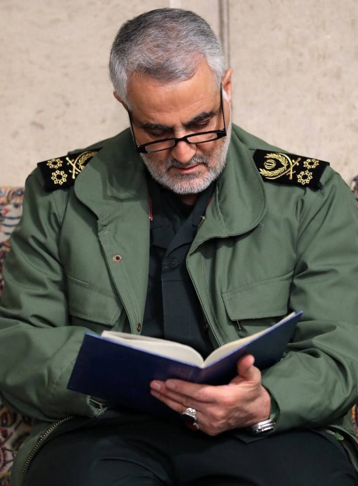 الحاج قاسم سليماني-1