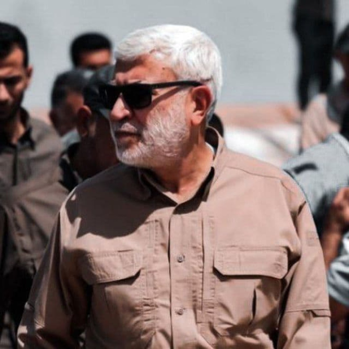 فَكُلَّ الَّذِي دُونَ الْفِرَاقِ قَلِيلُ