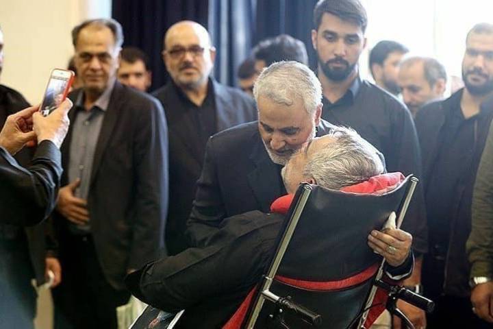  به فکر مثل شهدا مُــردن نـبـاش بـه فکر مثل شهدا زنــدگـی کردن بـاش…