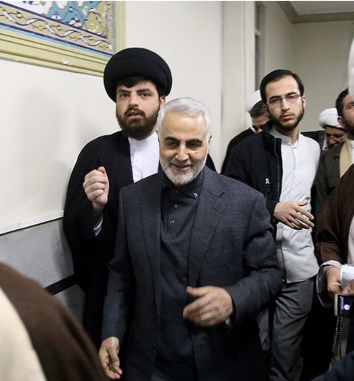  ز سمت قدسیان آمد ندایی نیمه های شــب سلام حضرت زهرا به سردار سلیمانی