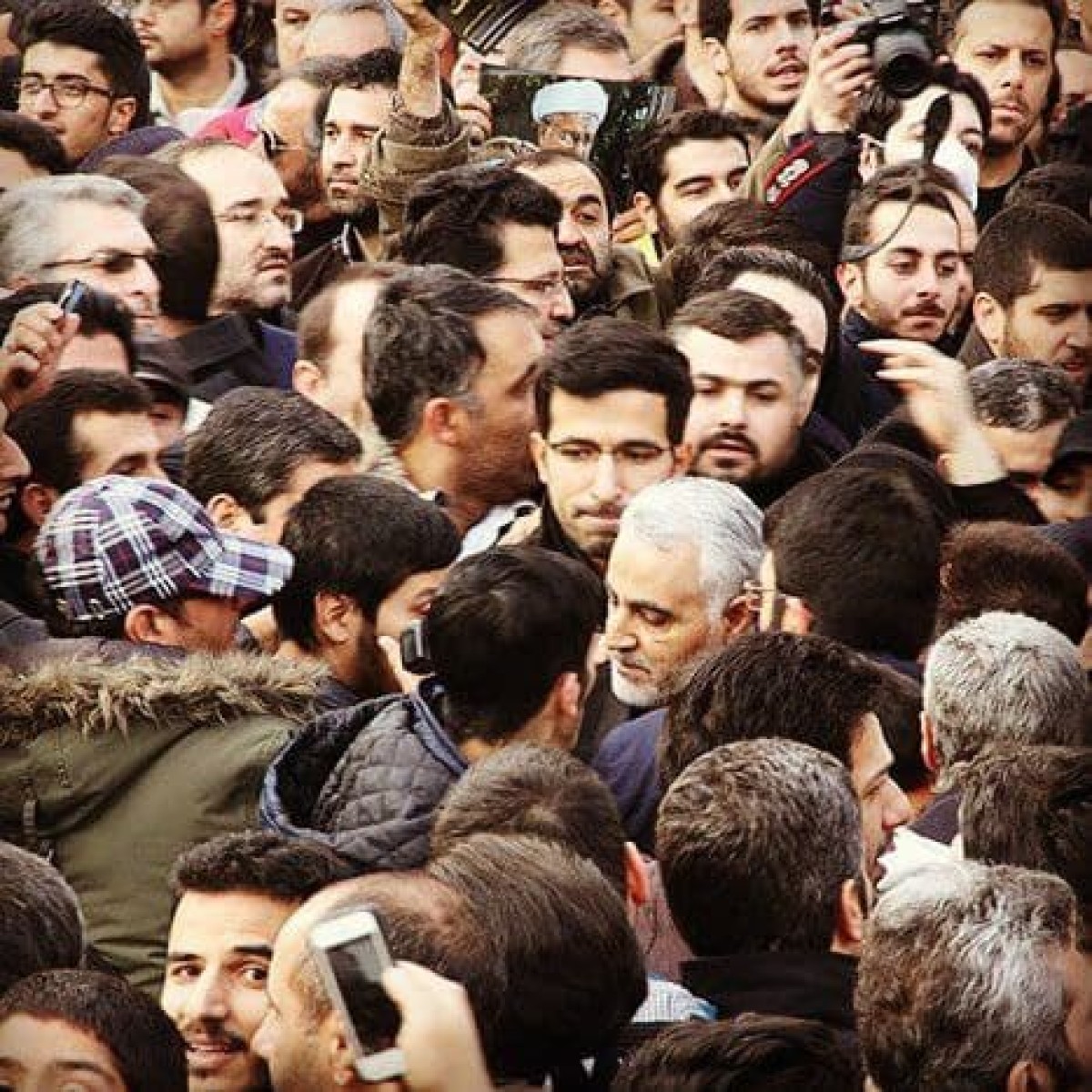 او که قهرمان عزیز ملت نمیشد مگر با تمسک به راز اخلاص در راه حضرت حق