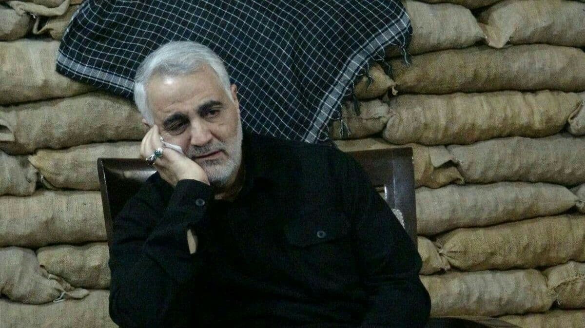  ” شيء من الآداب المعنوية عند الشهيد قاسم سليماني “