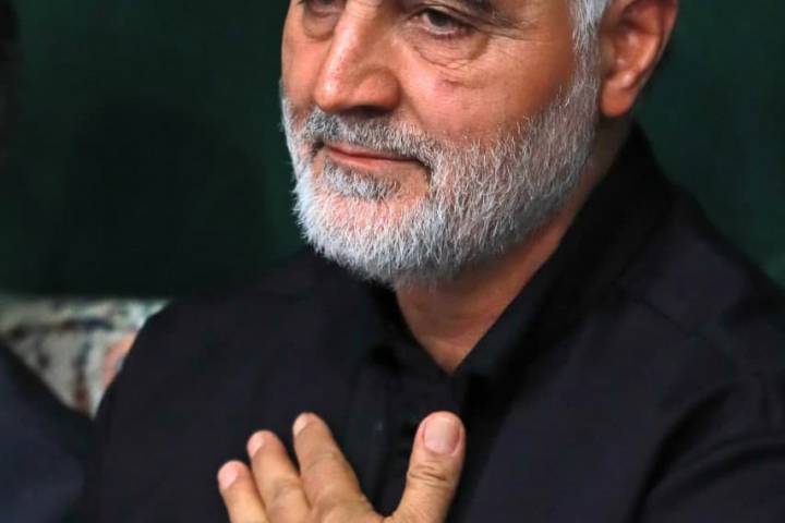  ” قاسم سليماني.. الشاهد على العصر والقائد الاستثنائي “