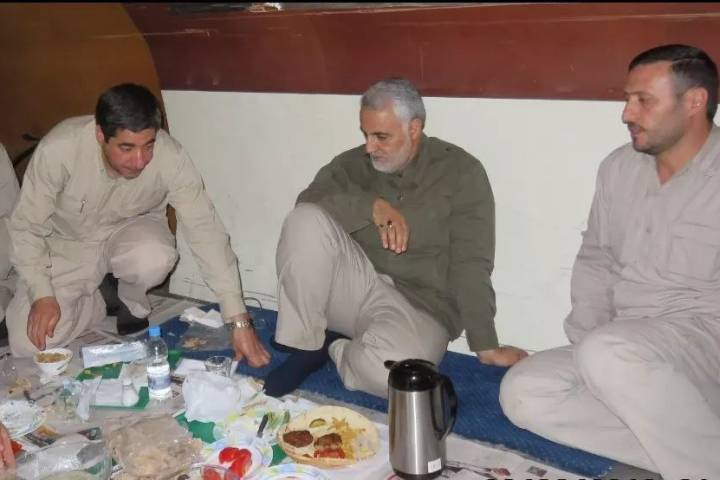  Lesser-seen image of martyrs  Karbala’i Hadi Taremi Haj Qasem Soleimani  Haj Hossein Pourjafari Karbala’i Shahrooz Mozaffarinia