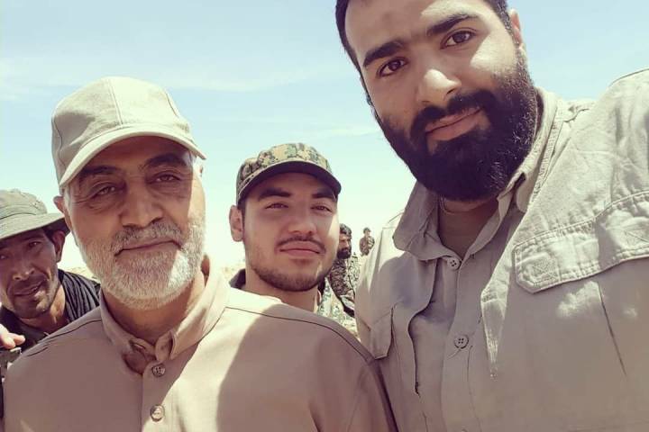 عشق را تنها در پناه شهـدا جستجو کن…