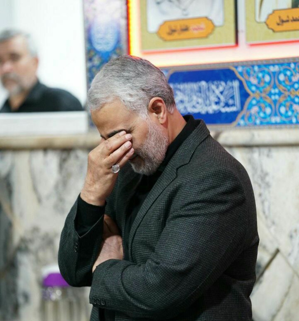 مرا فدائیِ این غم کن…