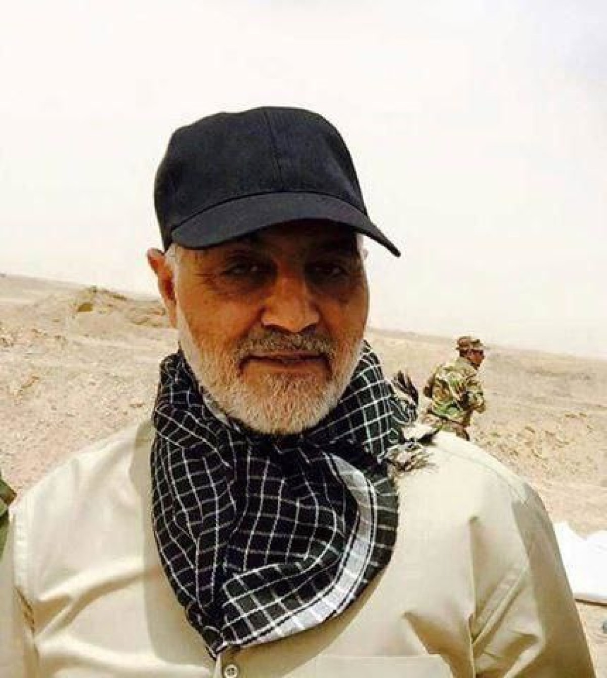 تو رفتی و دلم ثانیه ای بند نشد….