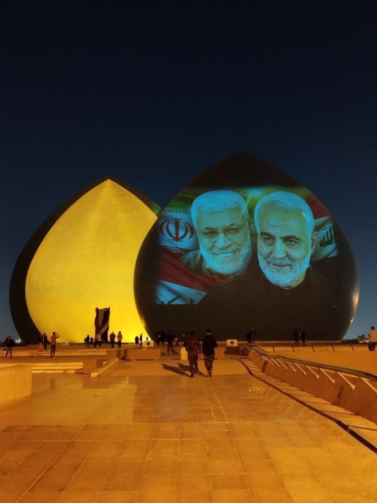  ” نصب الشهيد يتشرف بصور أنصار الحسين (ع) “