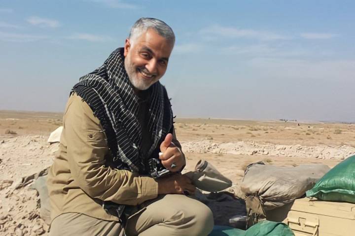  ” أصبح الشهيد سليماني خالداً في أذهان أجيال العالم الإسلامي “