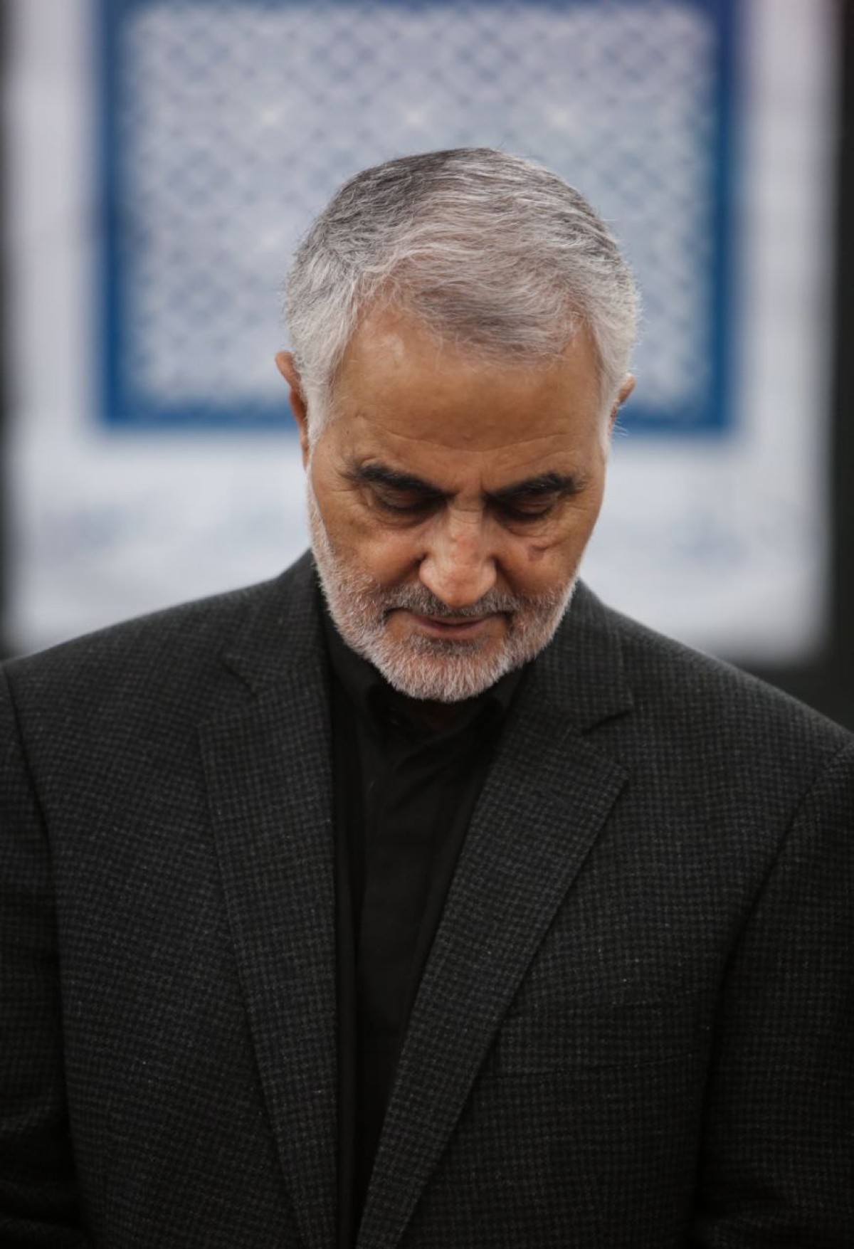 چشمانی را ڪه نذر خــدا ڪرده بود…