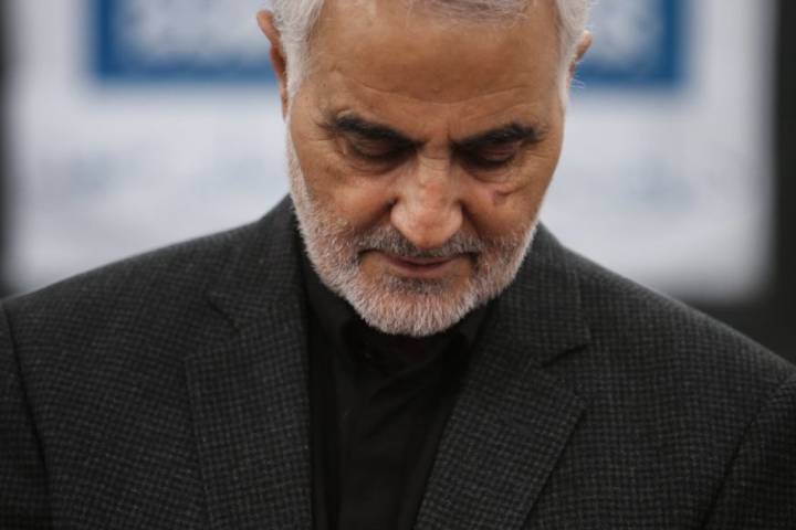 چشمانی را ڪه نذر خــدا ڪرده بود…