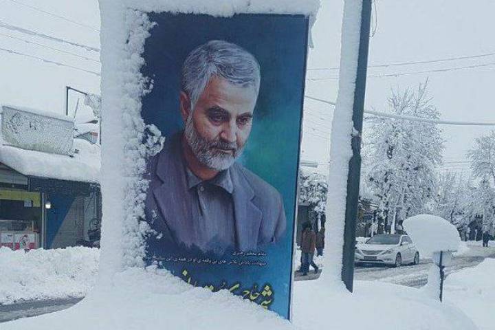 زمستان که هیچ، وقتی تو نیستی تمام فصل‌ها سرد است….