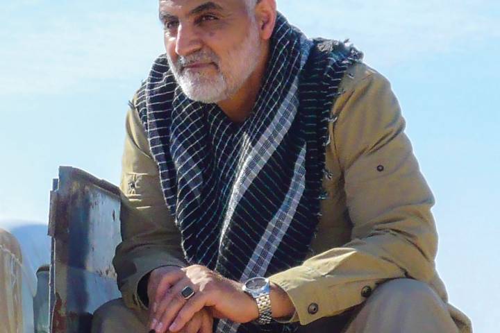 این مرد، دست فلسطینی‌ها را پُر کرد