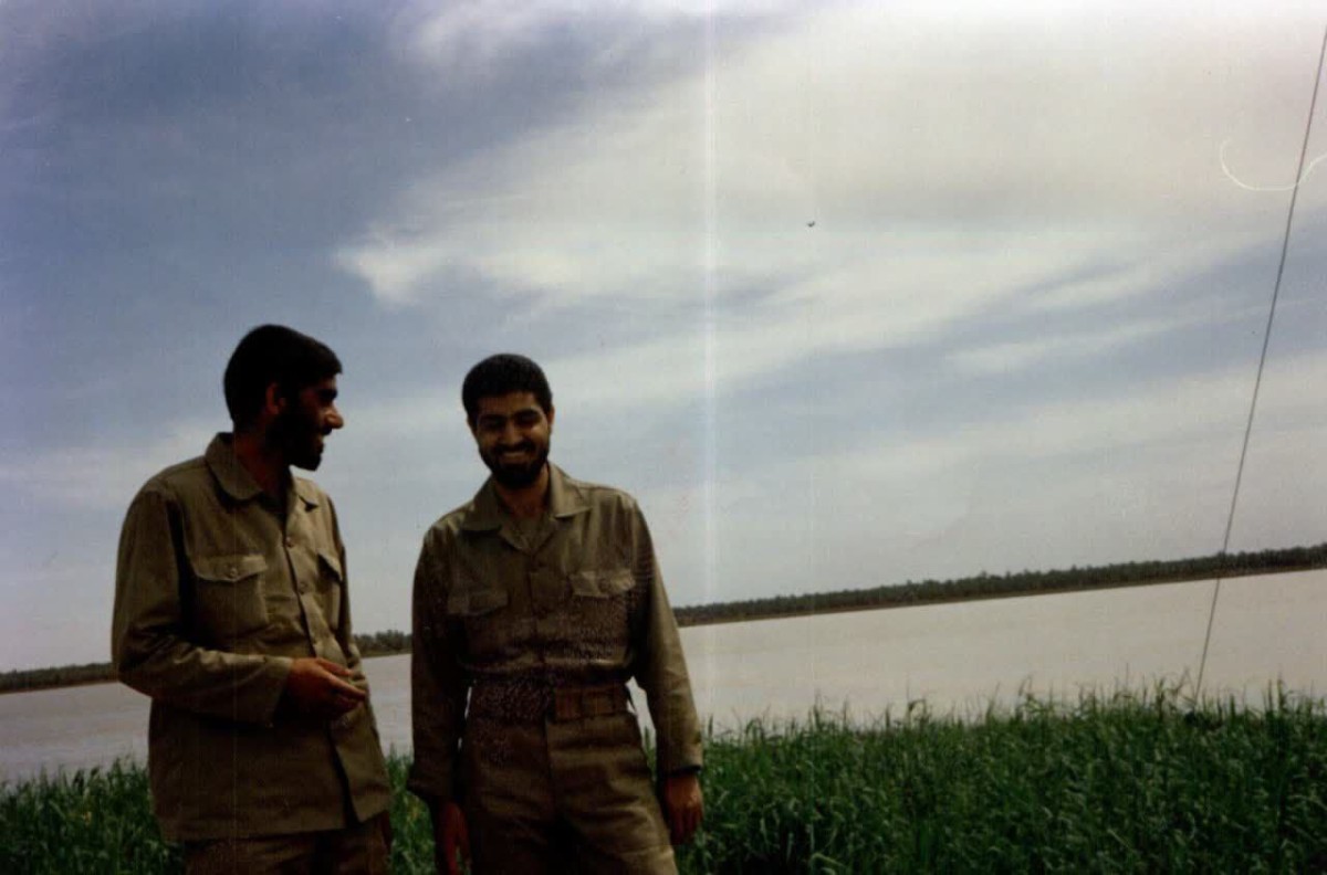 شهیدان حاج قاسم سلیمانی و علی شفیعی