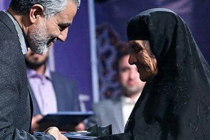 او‌ طرز‌ نگاهش‌ به خدا شعبه‌ ندارد …