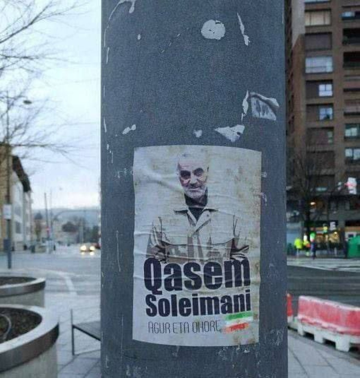 تصویری از سردار شهید سلیمانی در خیابان‌های کاراکاس