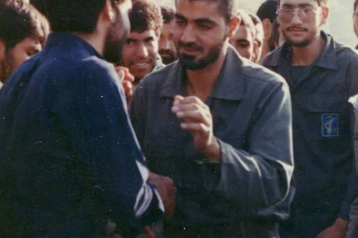 بشدت به لشکر ۴۱ ثارالله علاقمند بود…