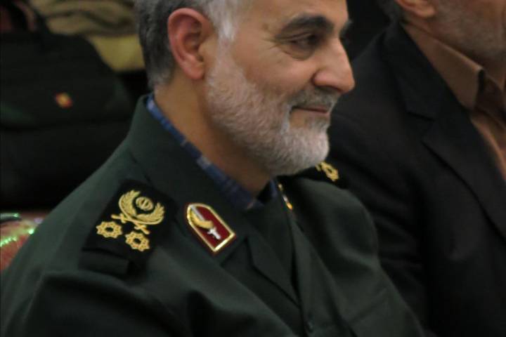 مردی از جنس نور