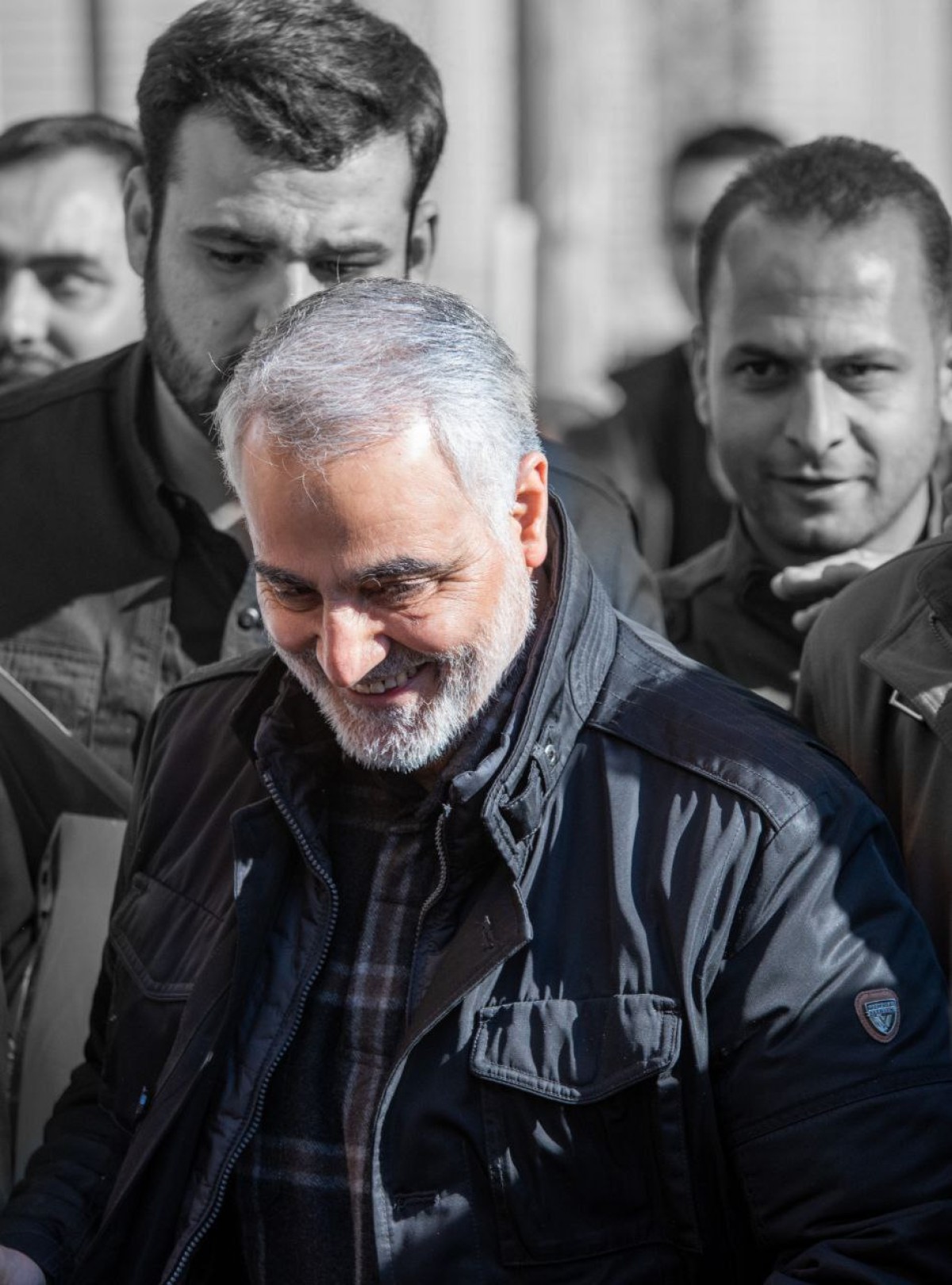 آقای سلیمانی میاد کاپشن بخره؟