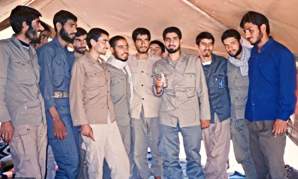 عکس ماندگار سرداران لشکر ۴۱ ثارالله کرمان