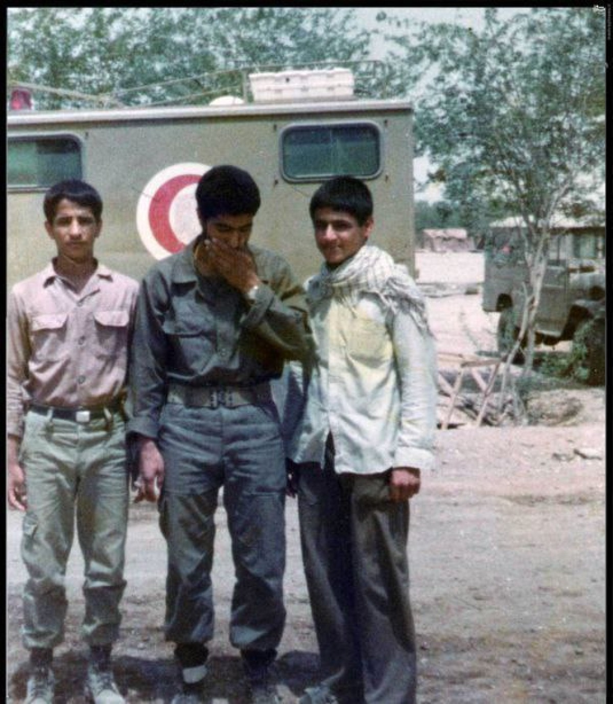 بر آن کلمه سرباز بنویسید