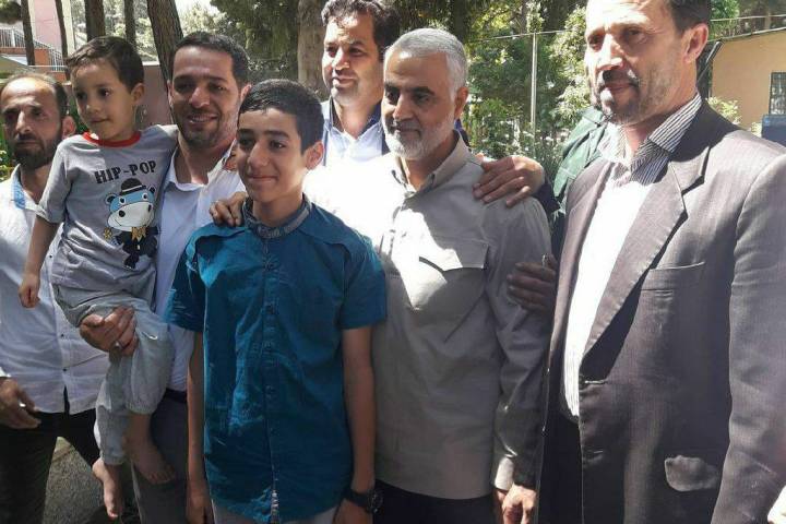 تصویری از  آخرین حضور حاج قاسم سلیمانی در انتخابات