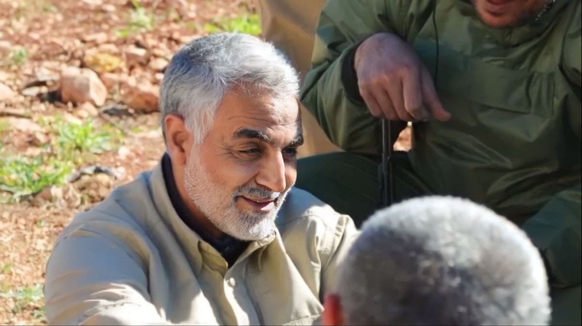 بوسه بر انگشترت زد ماه، ای خورشید عشق...