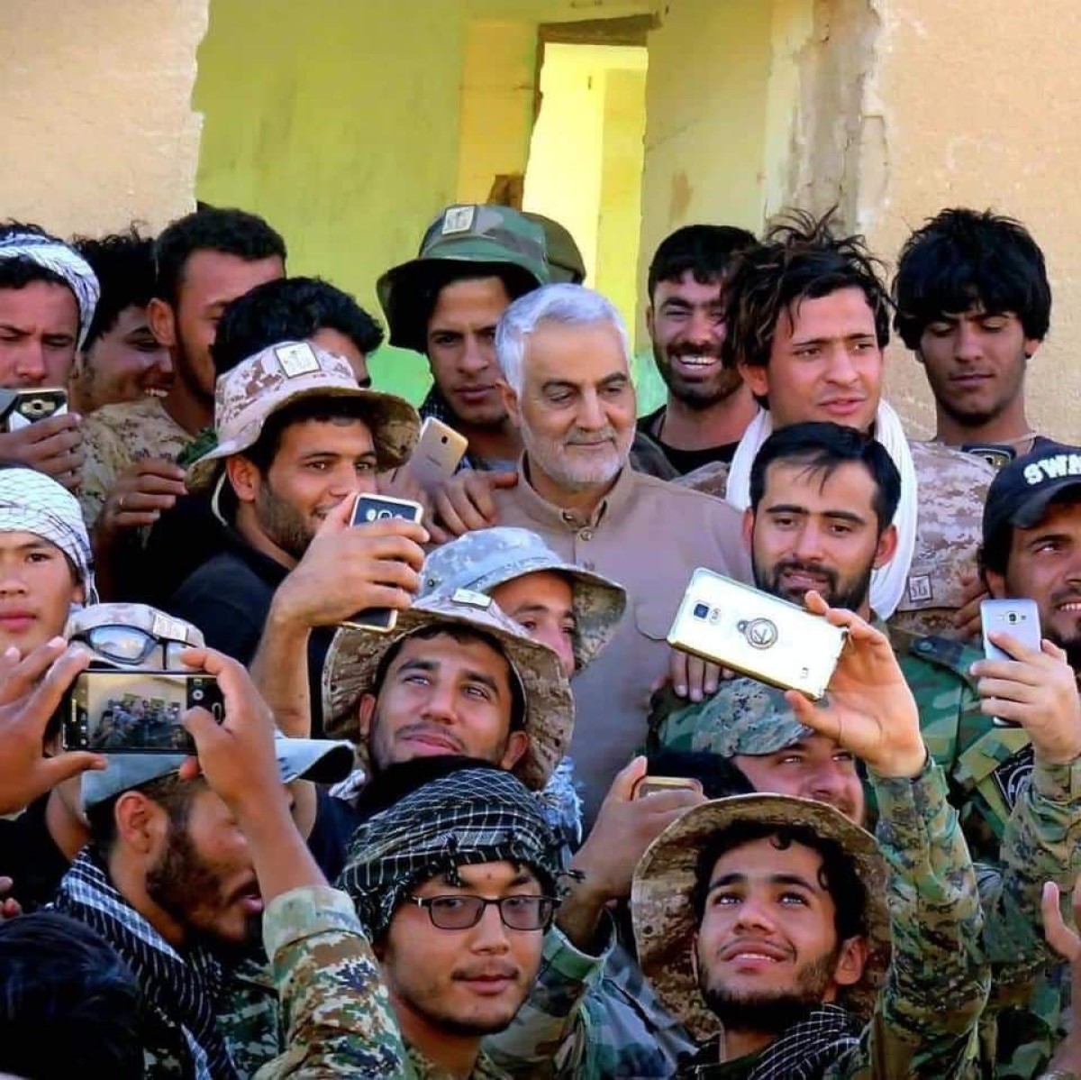 ” قالوا: لا تتدخّلوا في سوريا والعراق “