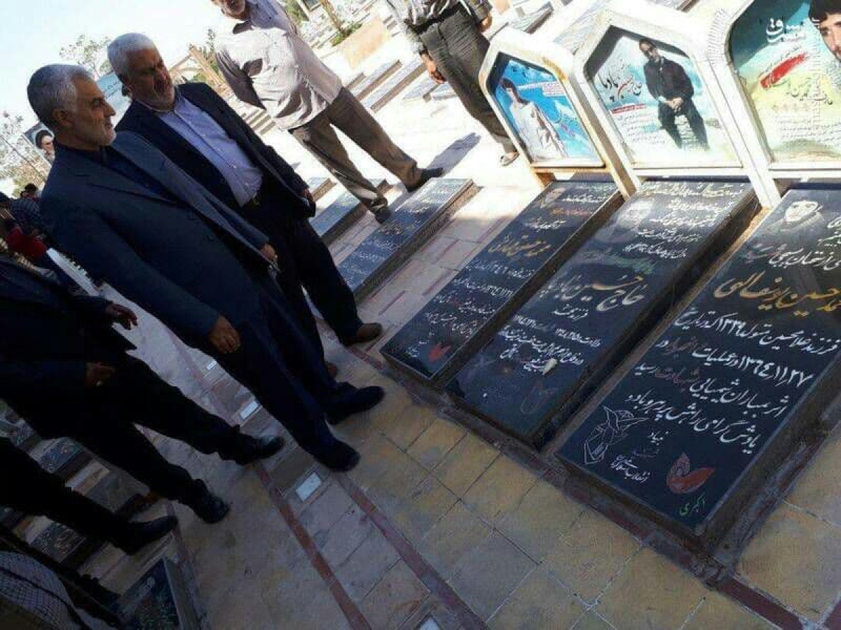 ” هنا موضعي “