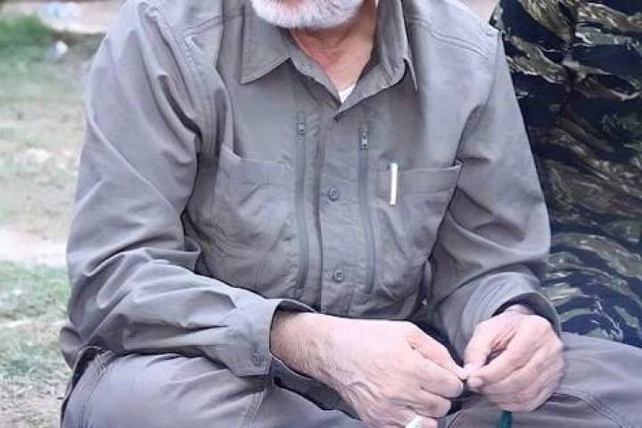 ” أحب التمر مع الشاي “