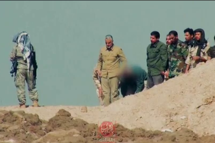 مراقبت از نماز و اینکه در سخت‌ترین شرایط جنگ